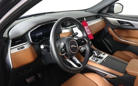 Jaguar F-Pace, 2023 год, 6 499 000 рублей, 9 фотография