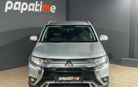 Mitsubishi Outlander III рестайлинг 3, 2019 год, 2 299 000 рублей, 2 фотография