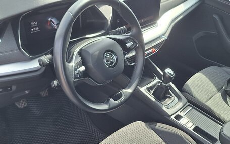 Skoda Octavia IV, 2021 год, 1 790 000 рублей, 8 фотография