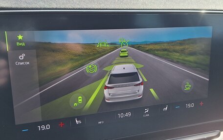 Skoda Octavia IV, 2021 год, 1 790 000 рублей, 11 фотография