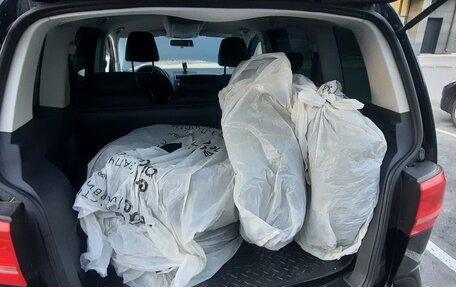 Volkswagen Touran III, 2012 год, 800 000 рублей, 12 фотография