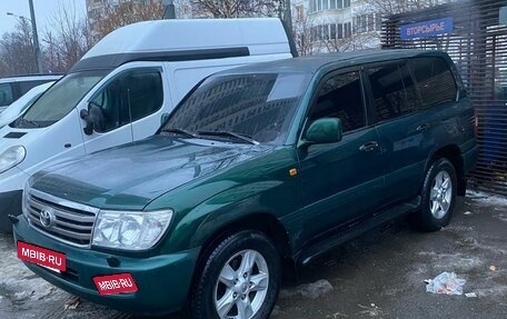 Toyota Land Cruiser 100 рестайлинг 2, 2006 год, 2 850 000 рублей, 3 фотография