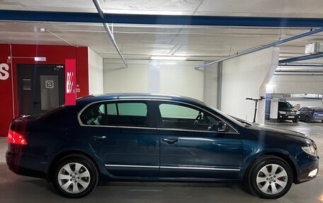 Skoda Superb III рестайлинг, 2013 год, 1 250 000 рублей, 8 фотография