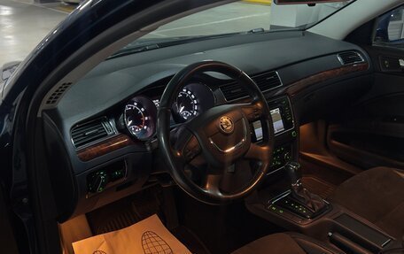 Skoda Superb III рестайлинг, 2013 год, 1 250 000 рублей, 19 фотография