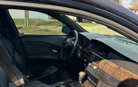 BMW 5 серия, 2004 год, 870 000 рублей, 8 фотография