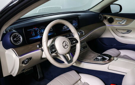 Mercedes-Benz E-Класс, 2019 год, 4 635 000 рублей, 15 фотография