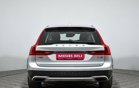 Volvo V90 Cross Country I рестайлинг, 2019 год, 2 770 000 рублей, 6 фотография