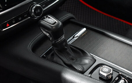 Volvo V90 Cross Country I рестайлинг, 2019 год, 2 770 000 рублей, 12 фотография