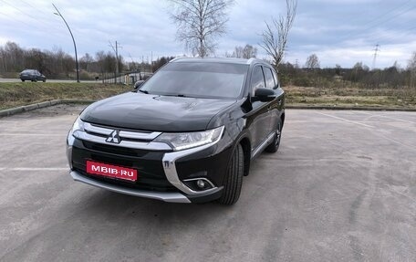 Mitsubishi Outlander III рестайлинг 3, 2017 год, 2 190 000 рублей, 1 фотография