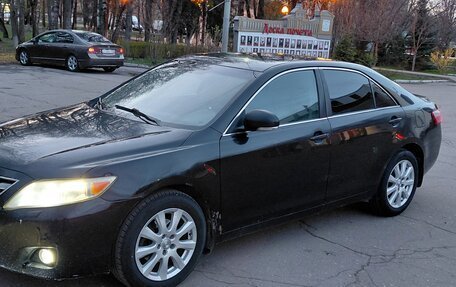Toyota Camry, 2009 год, 1 000 000 рублей, 2 фотография