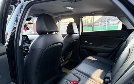Hyundai Elantra, 2024 год, 2 300 000 рублей, 10 фотография
