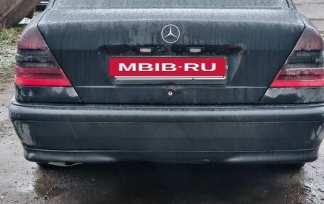 Mercedes-Benz C-Класс, 2000 год, 150 000 рублей, 2 фотография