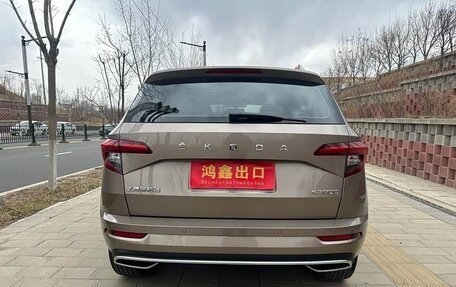 Skoda Karoq I, 2022 год, 2 370 000 рублей, 4 фотография