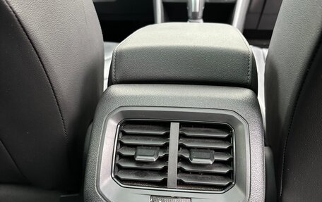 Volkswagen Tiguan II, 2020 год, 3 350 000 рублей, 13 фотография