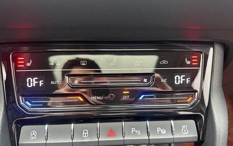 Skoda Karoq I, 2022 год, 2 370 000 рублей, 16 фотография