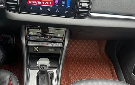 Skoda Karoq I, 2022 год, 2 370 000 рублей, 15 фотография