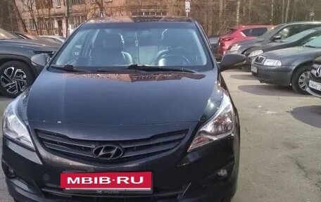 Hyundai Solaris II рестайлинг, 2014 год, 560 000 рублей, 2 фотография
