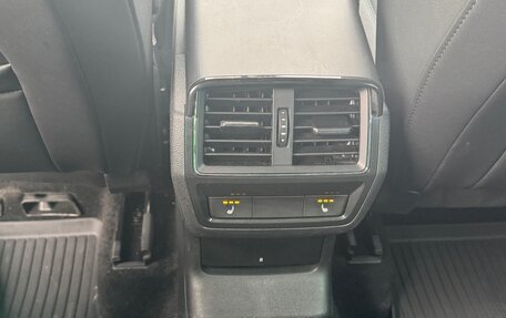 Skoda Karoq I, 2020 год, 2 500 000 рублей, 14 фотография