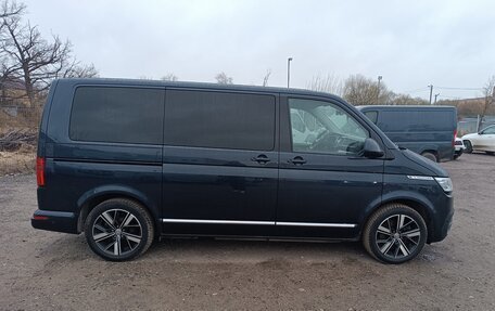 Volkswagen Multivan T6 рестайлинг, 2022 год, 8 980 000 рублей, 6 фотография