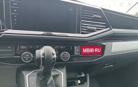 Volkswagen Multivan T6 рестайлинг, 2022 год, 8 980 000 рублей, 13 фотография