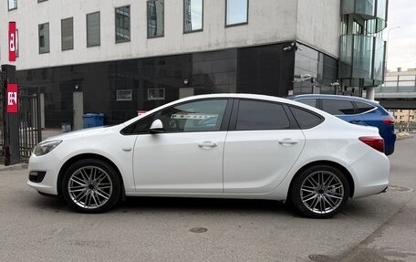 Opel Astra J, 2013 год, 900 000 рублей, 8 фотография