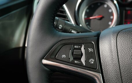 Opel Mokka I, 2015 год, 1 259 111 рублей, 17 фотография