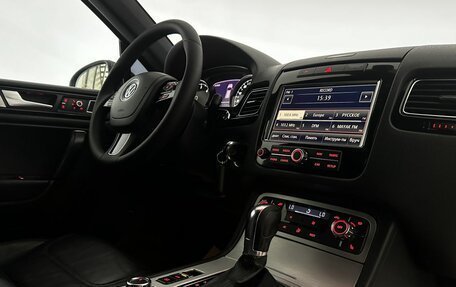 Volkswagen Touareg III, 2010 год, 1 650 000 рублей, 21 фотография