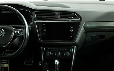 Volkswagen Tiguan II, 2018 год, 1 749 777 рублей, 14 фотография