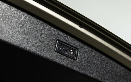 Volkswagen Tiguan II, 2018 год, 1 749 777 рублей, 20 фотография