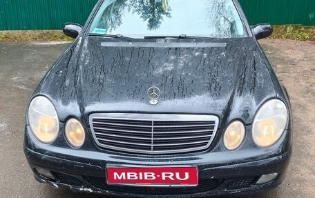 Mercedes-Benz E-Класс, 2002 год, 500 000 рублей, 1 фотография