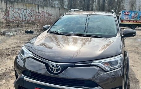 Toyota RAV4, 2018 год, 2 790 000 рублей, 1 фотография