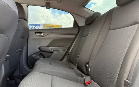 Hyundai Solaris II рестайлинг, 2018 год, 834 000 рублей, 11 фотография