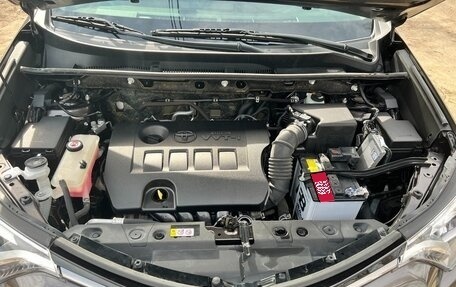 Toyota RAV4, 2018 год, 2 790 000 рублей, 6 фотография