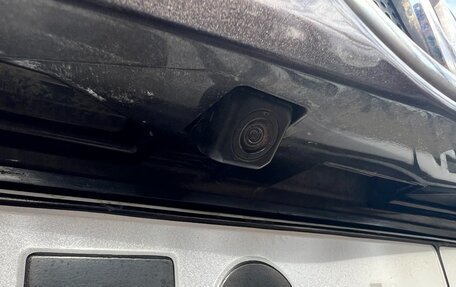 Toyota RAV4, 2018 год, 2 790 000 рублей, 11 фотография