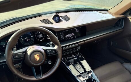 Porsche 911, 2021 год, 17 500 000 рублей, 15 фотография