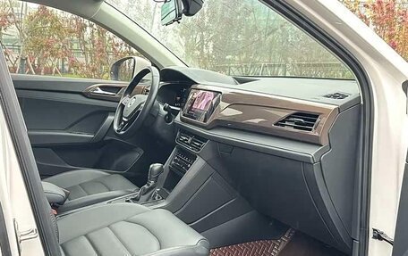 Volkswagen Tharu, 2022 год, 1 990 000 рублей, 11 фотография