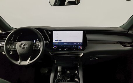 Lexus RX IV рестайлинг, 2025 год, 8 900 000 рублей, 11 фотография