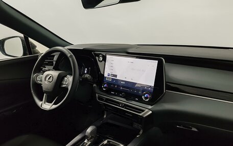 Lexus RX IV рестайлинг, 2025 год, 8 900 000 рублей, 9 фотография