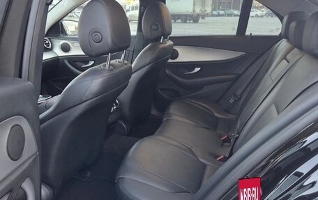 Mercedes-Benz E-Класс, 2019 год, 2 600 000 рублей, 7 фотография