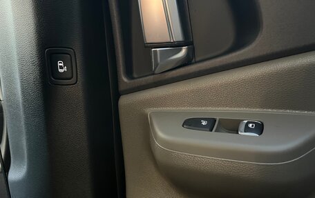 KIA Carnival, 2025 год, 4 990 000 рублей, 18 фотография