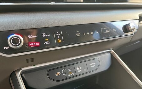 KIA Carnival, 2025 год, 4 990 000 рублей, 17 фотография