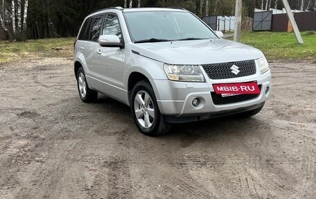 Suzuki Grand Vitara, 2011 год, 1 350 000 рублей, 2 фотография