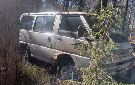 Mitsubishi Delica III, 1993 год, 250 000 рублей, 2 фотография