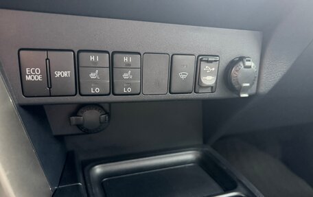 Toyota RAV4, 2013 год, 1 930 000 рублей, 20 фотография