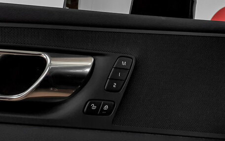 Volvo XC60 II, 2021 год, 5 450 000 рублей, 19 фотография