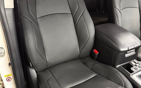 Toyota Land Cruiser Prado 150 рестайлинг 2, 2019 год, 5 350 000 рублей, 11 фотография