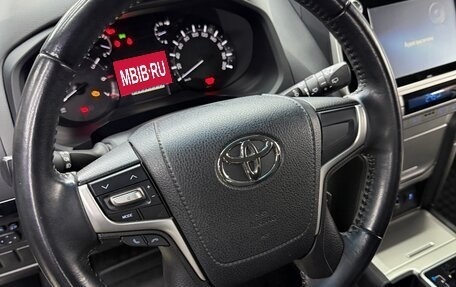 Toyota Land Cruiser Prado 150 рестайлинг 2, 2019 год, 5 350 000 рублей, 21 фотография