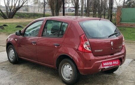 Renault Sandero I, 2013 год, 495 000 рублей, 3 фотография