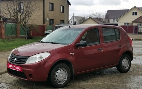Renault Sandero I, 2013 год, 495 000 рублей, 2 фотография