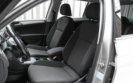 Volkswagen Tiguan II, 2018 год, 2 429 000 рублей, 9 фотография